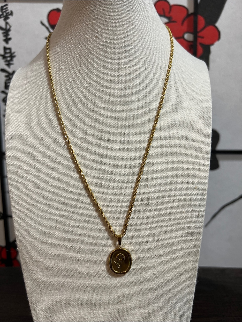 Gold Rope Chain Necklace with Rose Medallion Pendant Stainless Steel